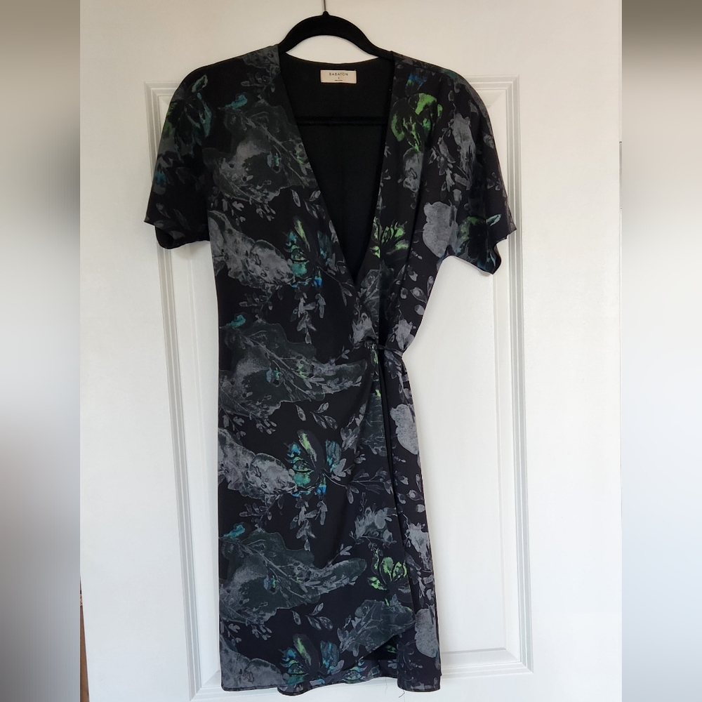 Aritzia Babaton wallace wrap dress
